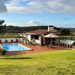 Stunning In - Near Golf & Villa